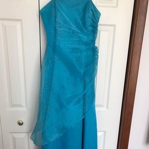 Turquoise strapless Formal Gown